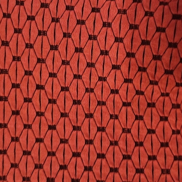 HabitaT top - guc - black & salmon color - size M - bat wing style sleeves - Picture 6 of 8